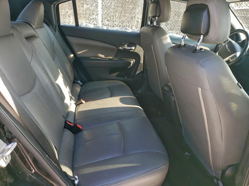2012 Chrysler 200 Touring