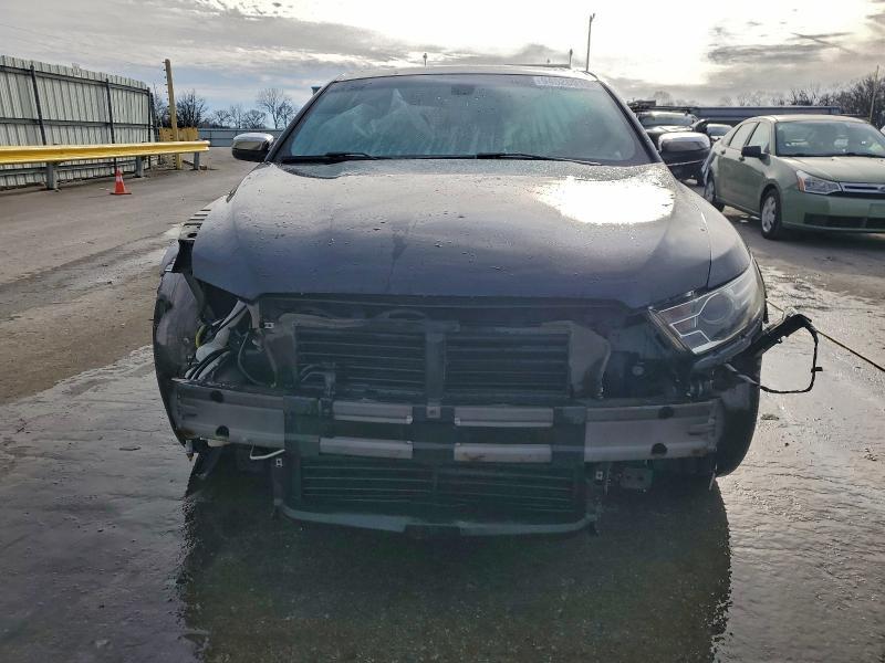 2013 Ford Taurus Limited