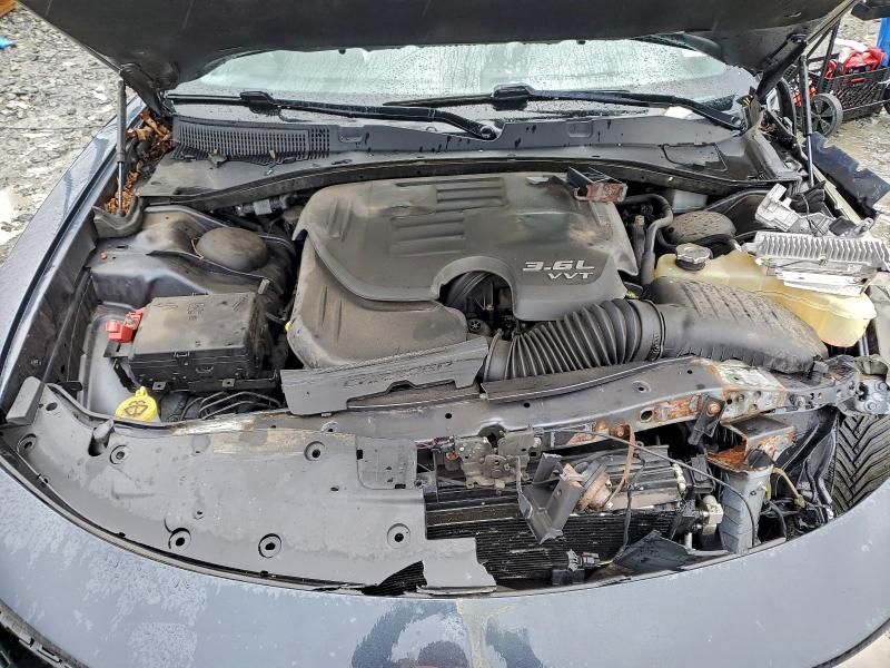 2016 Dodge Charger sxt