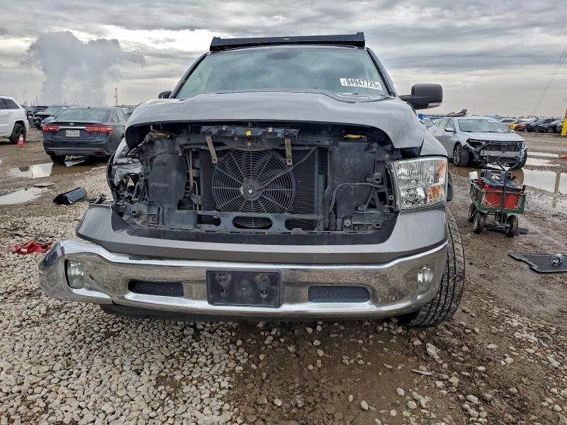 2013 Dodge Ram 1500 slt