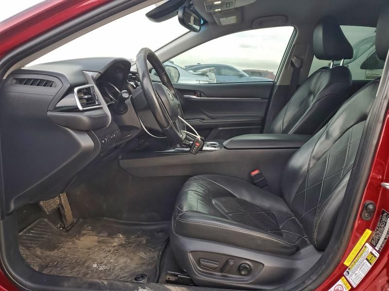 2018 Toyota Camry Hybrid