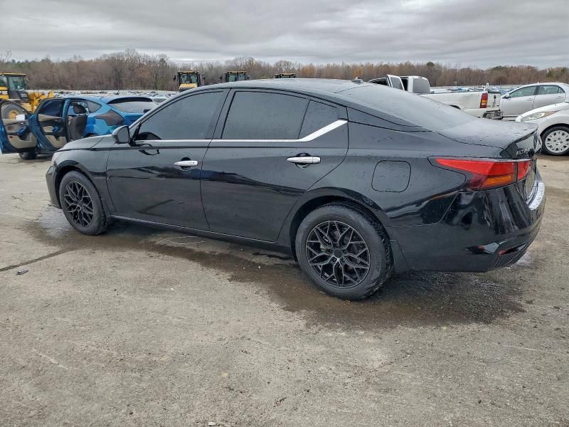 2023 Nissan Altima sl