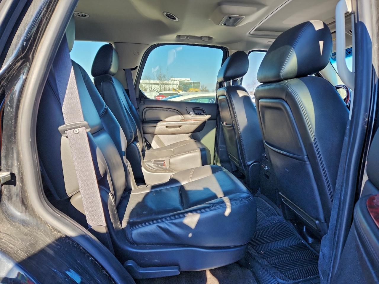 2011 Cadillac Escalade Luxury