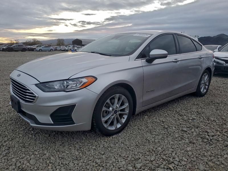 2019 Ford Fusion se