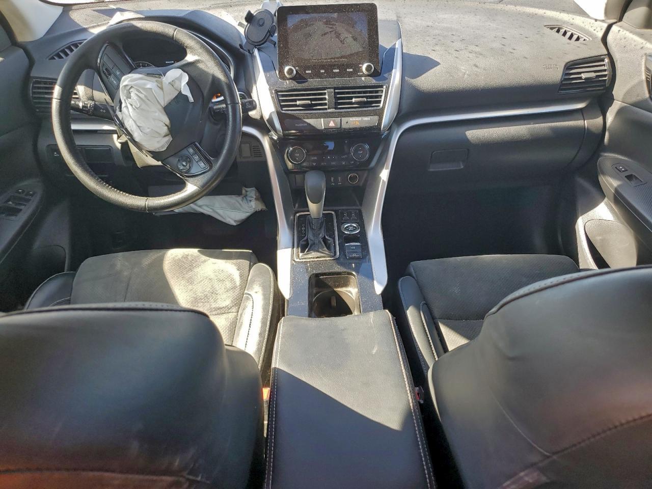 2023 Mitsubishi Eclipse Cross se