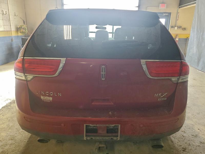 2013 Lincoln Townhouse MKX