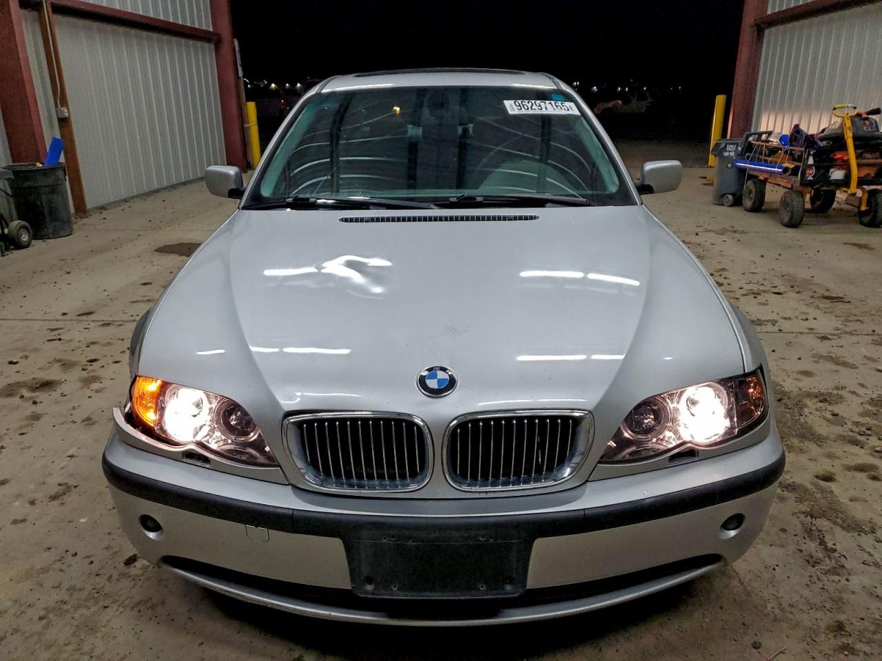 2004 BMW 325 xi