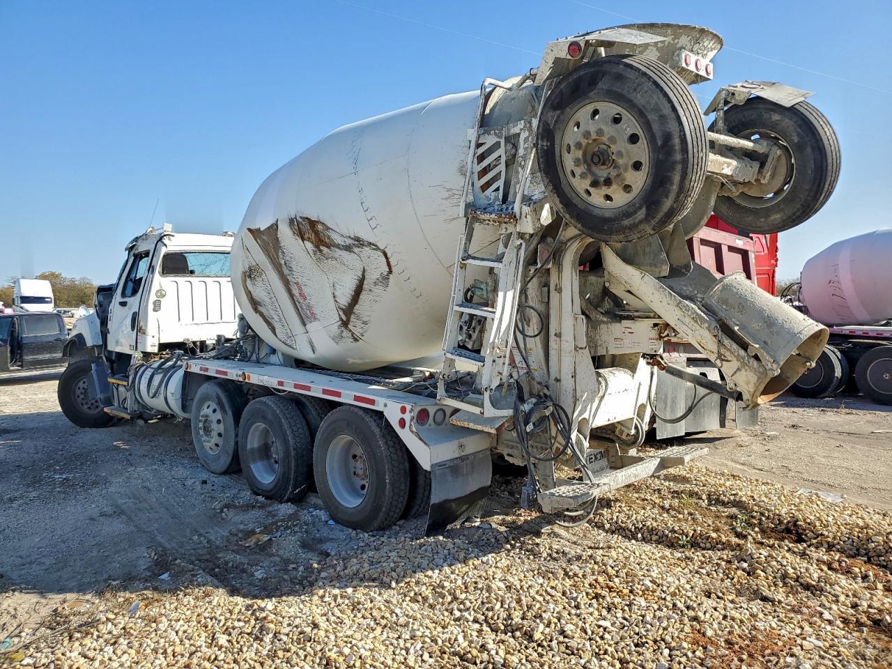 2022 Freightliner 114SD