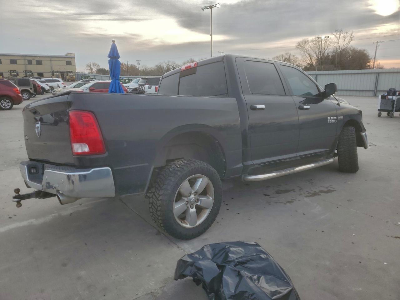 2016 Dodge Ram 1500 slt