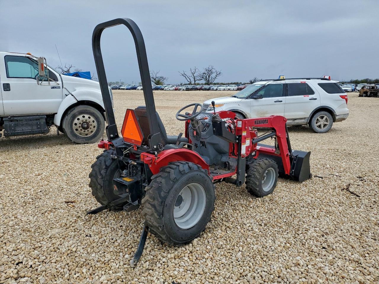 2010 Mahindra 2516 4WD Mfwd Tractor