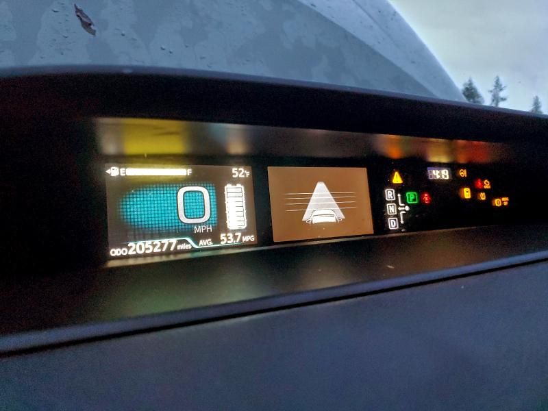 2016 Toyota Prius Three Touring