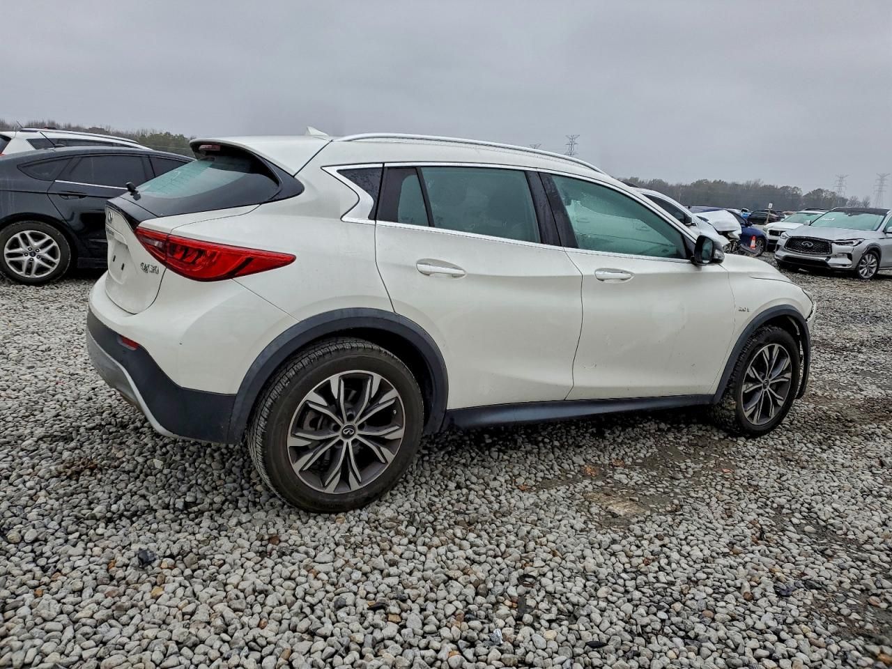 2017 Infiniti Qx30 Base