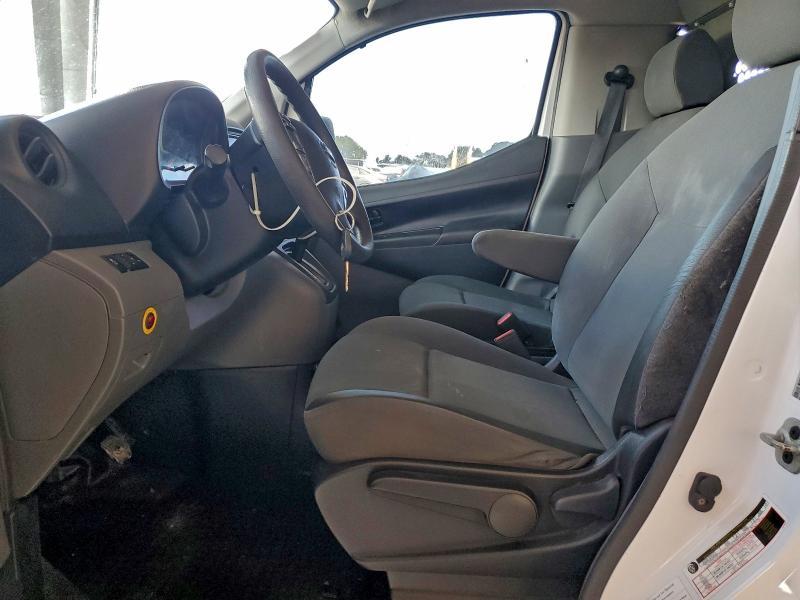 2020 Niss Nv200