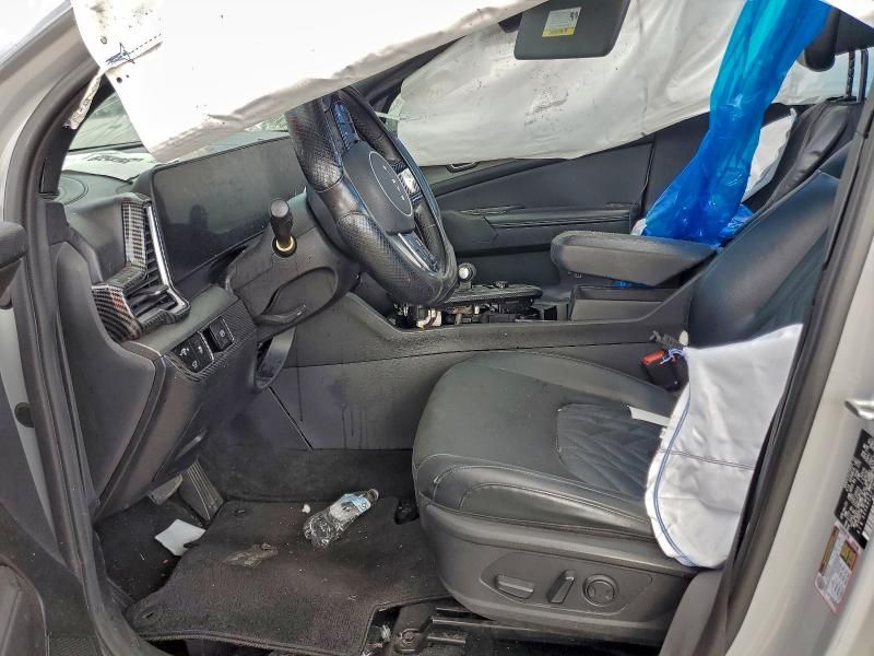 2023 KIA Sportage x Line