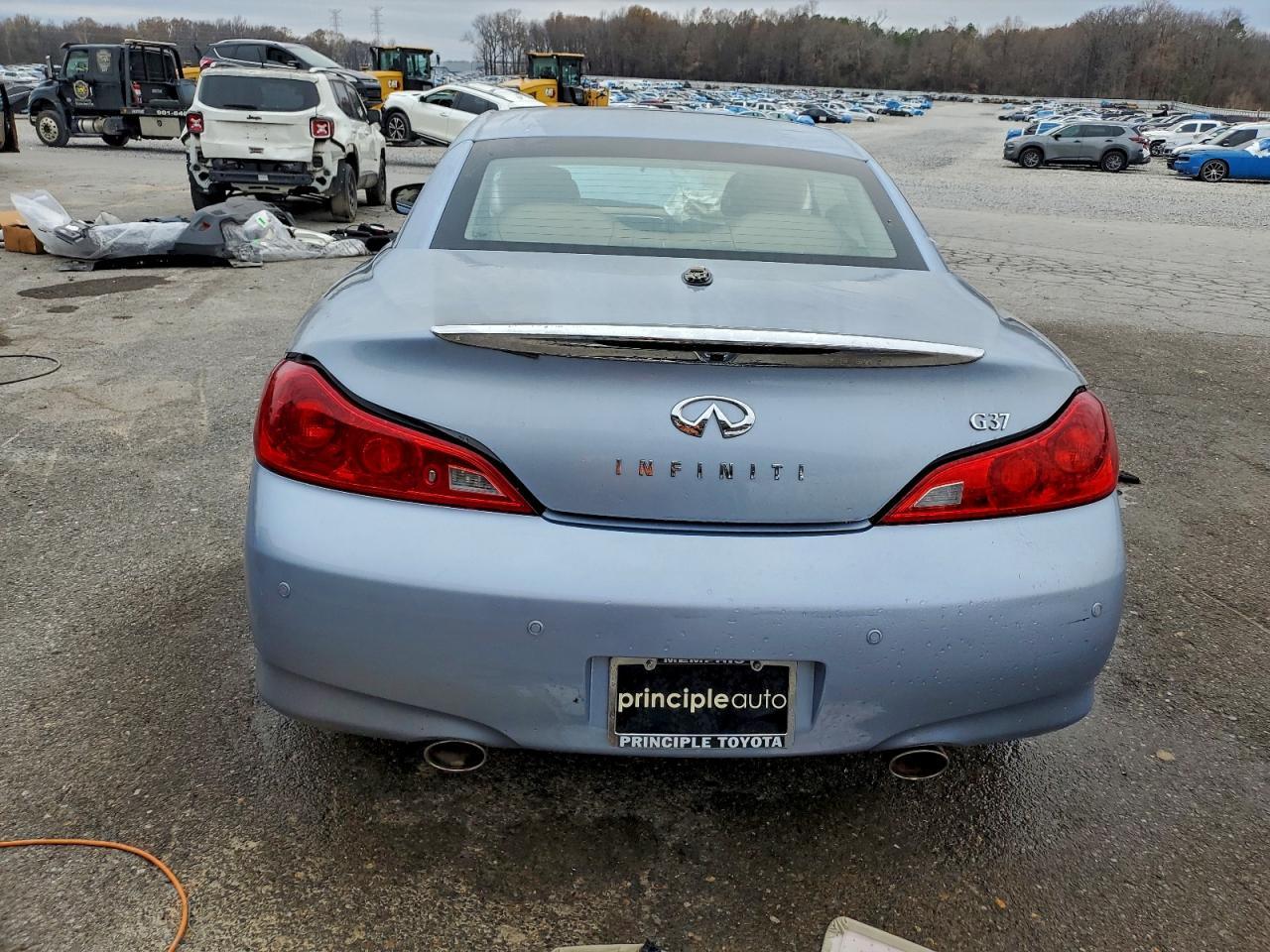 2013 Infiniti G37 Sport