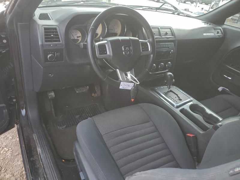 2012 Dodge Challenger sxt