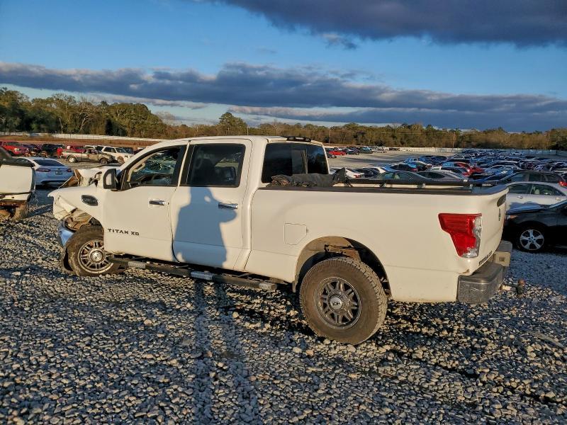 2017 Nissan Titan xd s