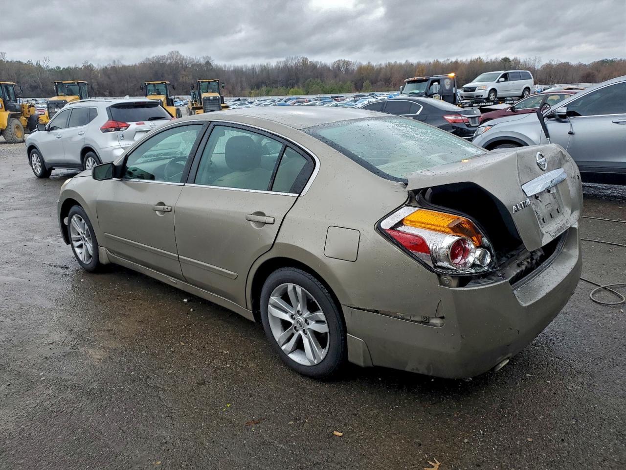 2012 Nissan Altima Base