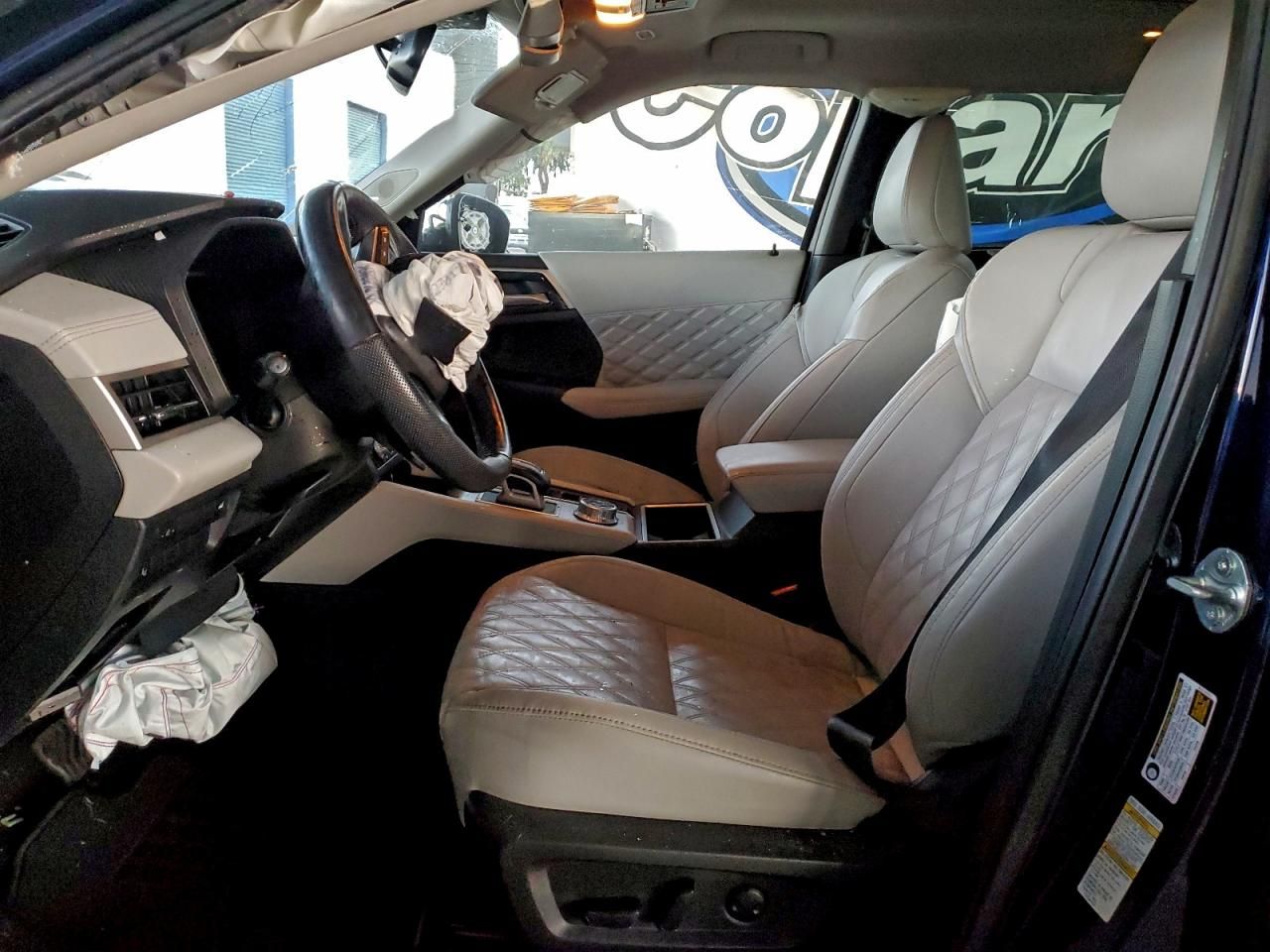 2023 Mitsubishi Outlander sel