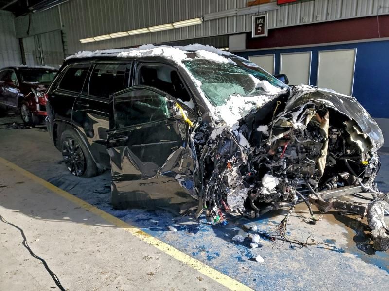 2021 Jeep Grand Cherokee Laredo