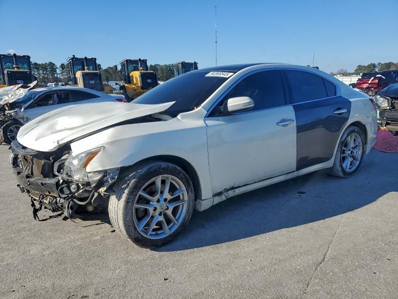 2010 Nissan Maxima s