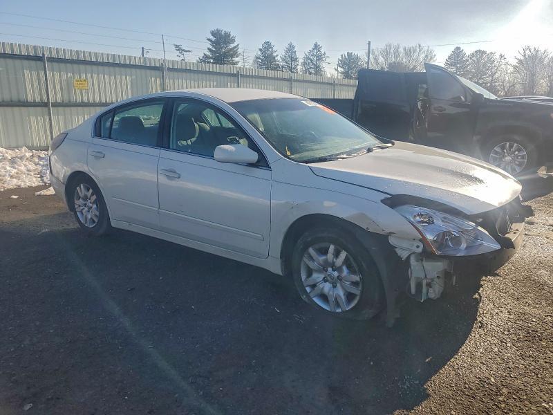 2011 Nissan Altima Base