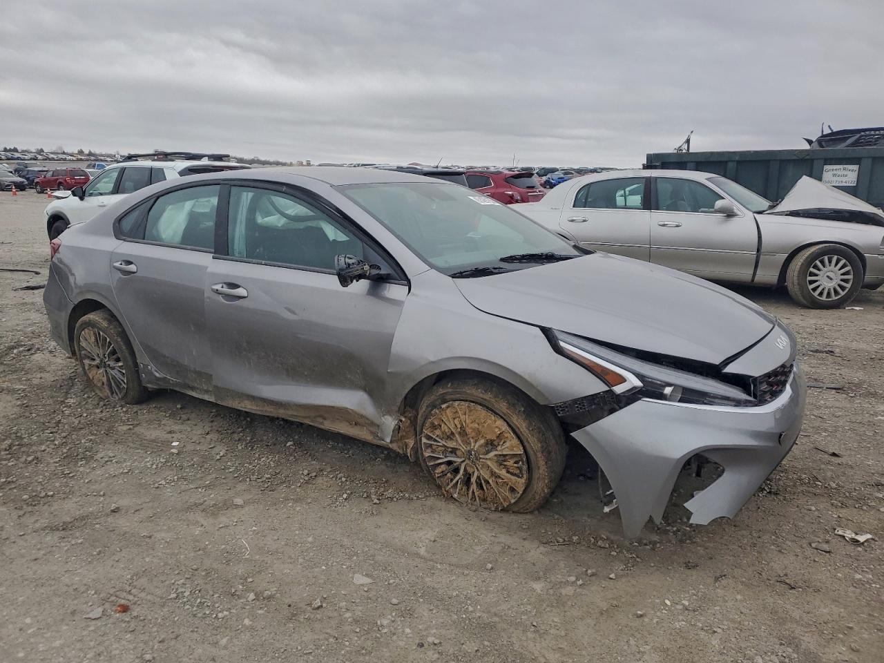 2024 KIA Forte gt Line