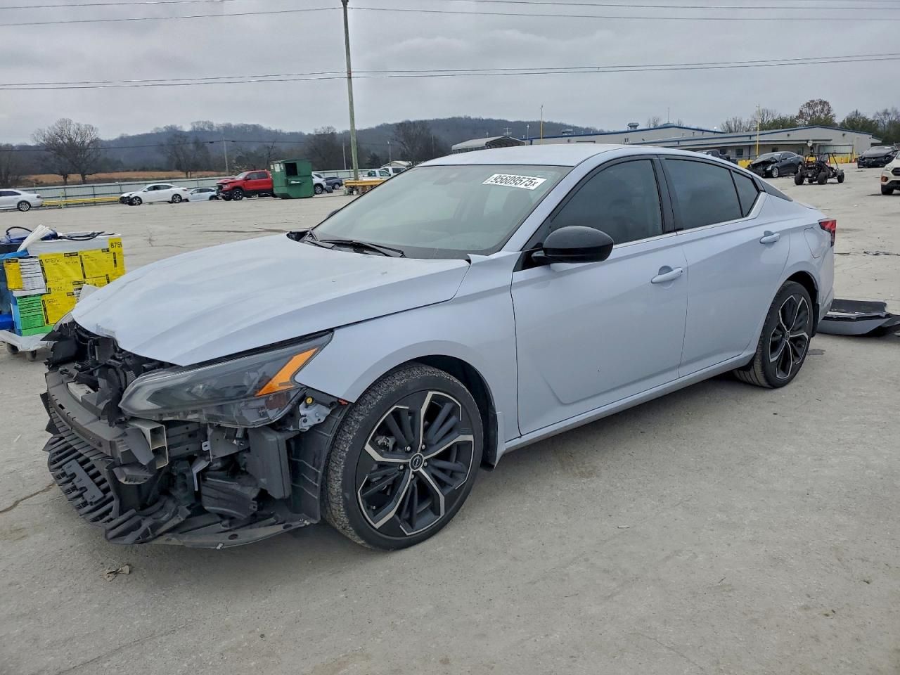 2023 Nissan Altima sr