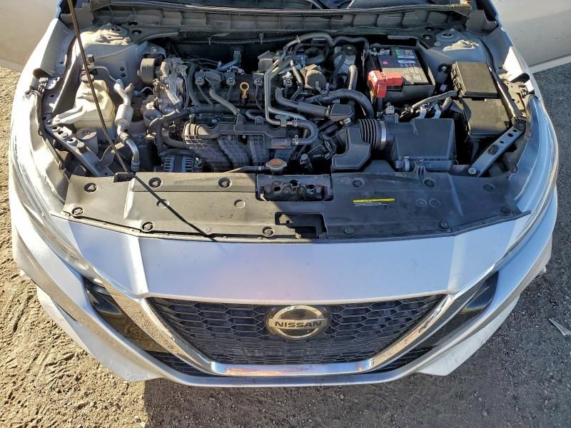 2022 Nissan Altima sr