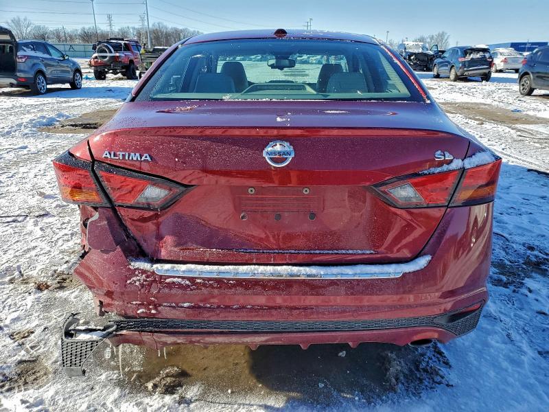 2019 Niss Altima sl