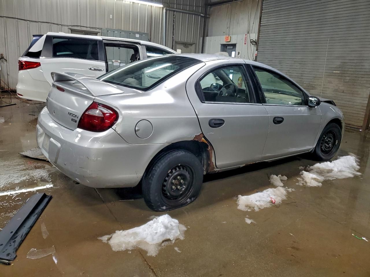 2004 Dodge Neon Base