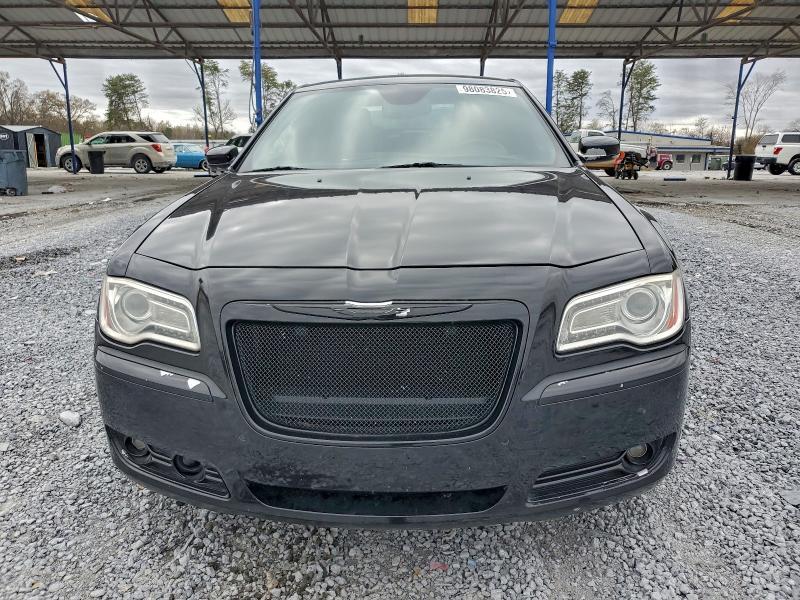 2013 Chrysler 300c Luxury