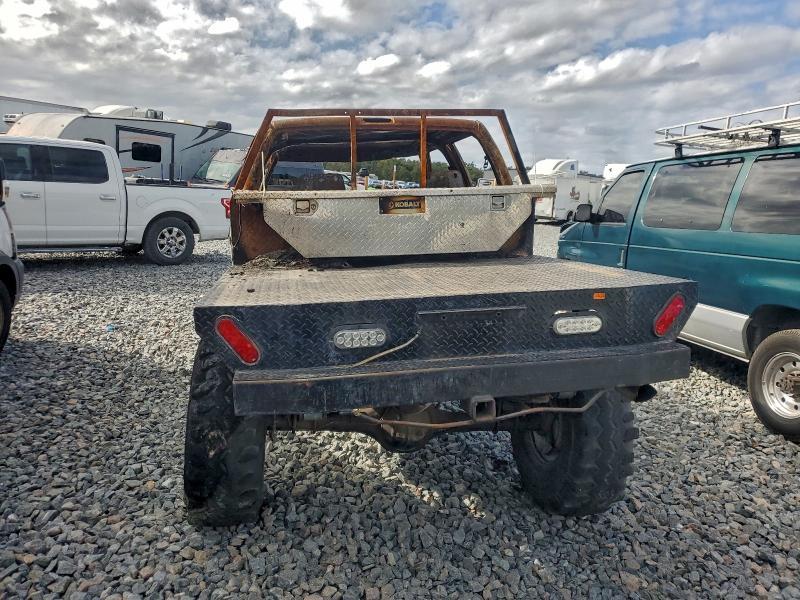 2002 Chevrolet S 10 Flatbed Truck