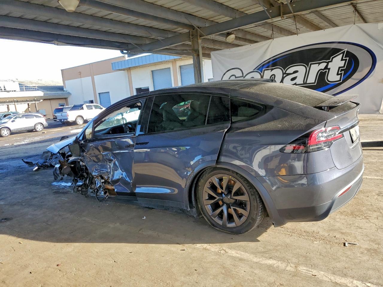2023 Tesla Model x