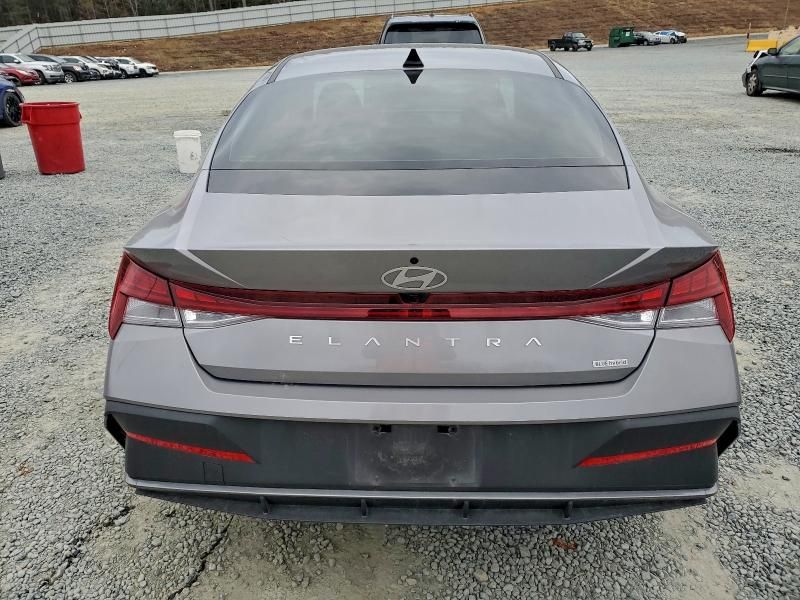 2025 Hyundai Elantra Blue