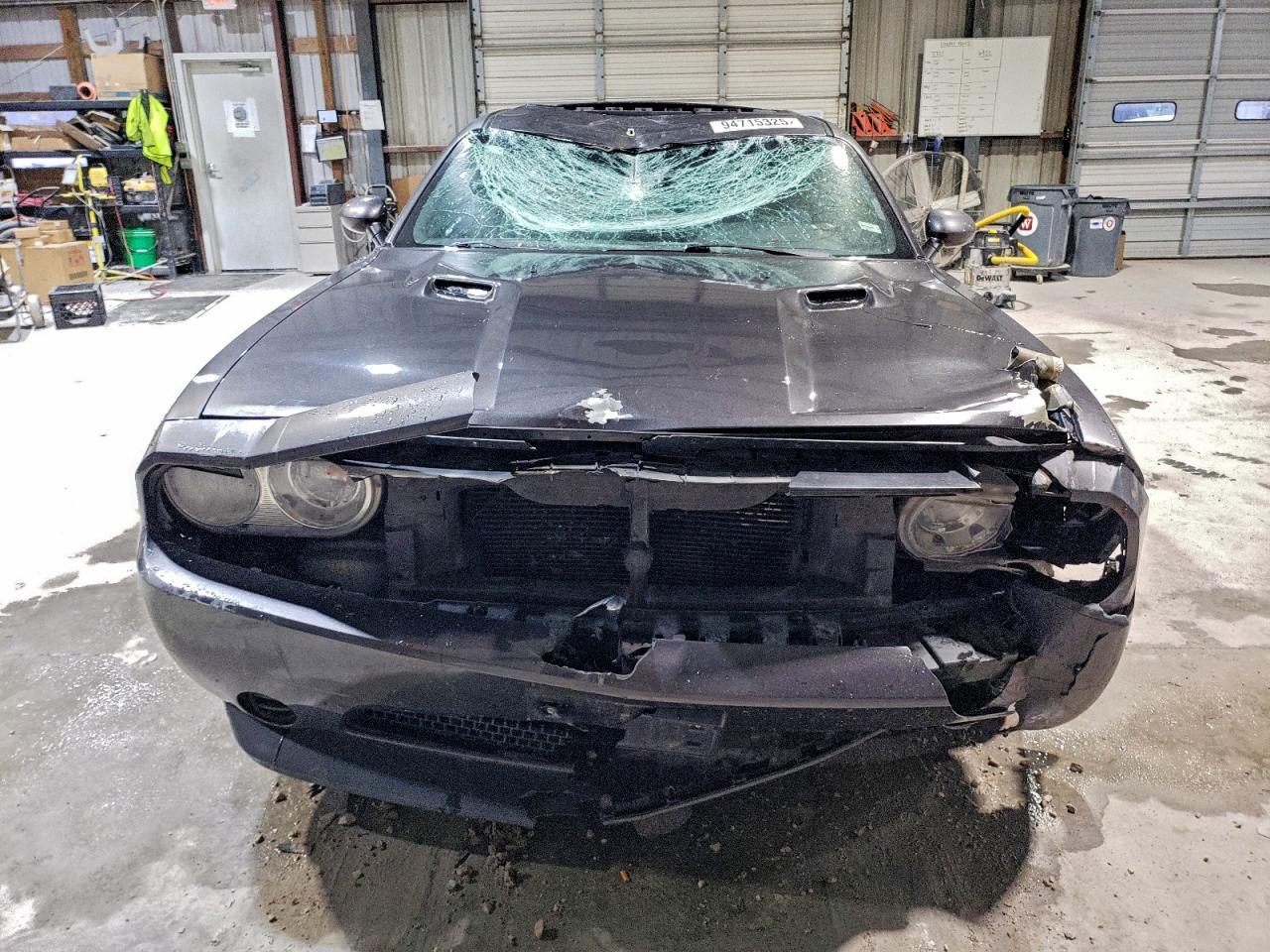 2014 Dodge Challenger sxt