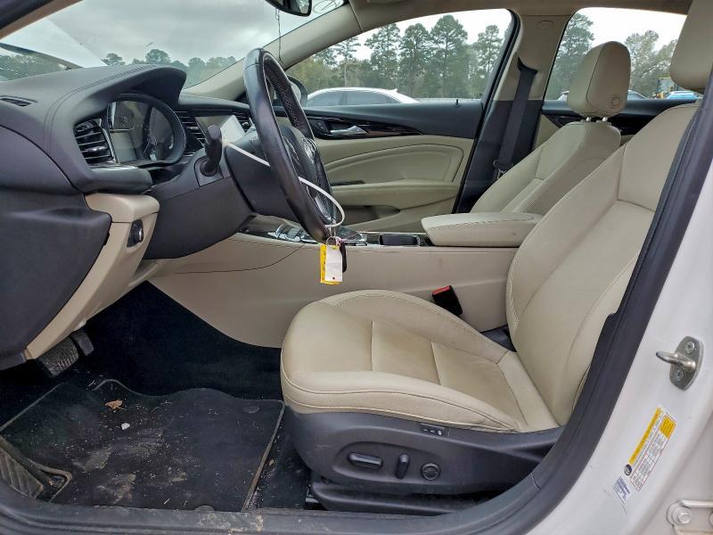 2019 Buick Regal Essence