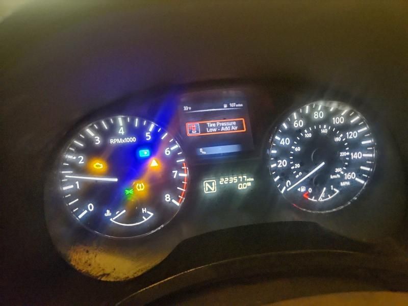 2015 Nissan Pathfinder s