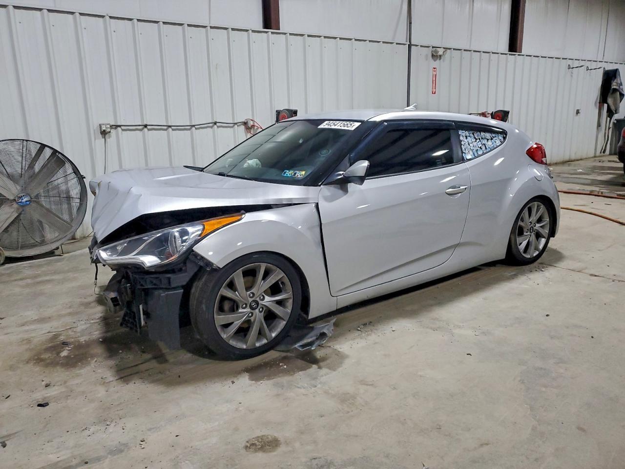 2016 Hyundai Veloster Base