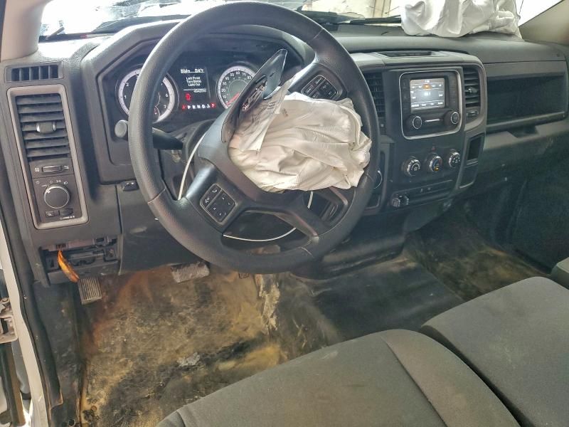 2023 Dodge RAM 1500 Classic Tradesm