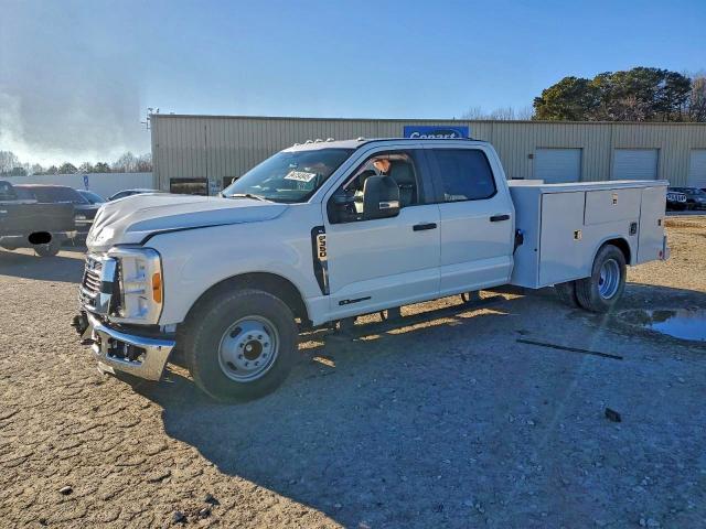 2023 Ford F350 Super Duty Utility / Service Truck