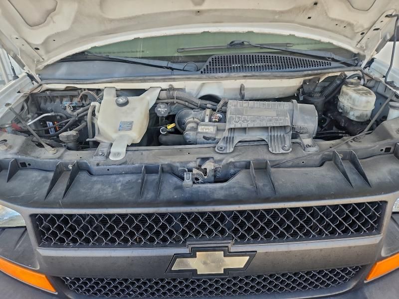 2013 Chevrolet Express 2500 Utility / Service van