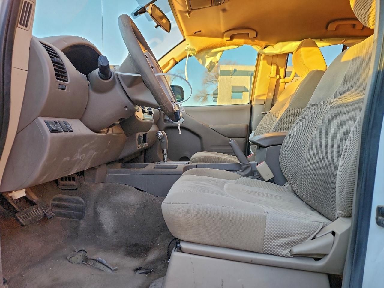 2016 Nissan Frontier S