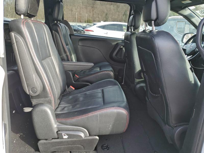 2016 Dodge Grand Caravan R/T