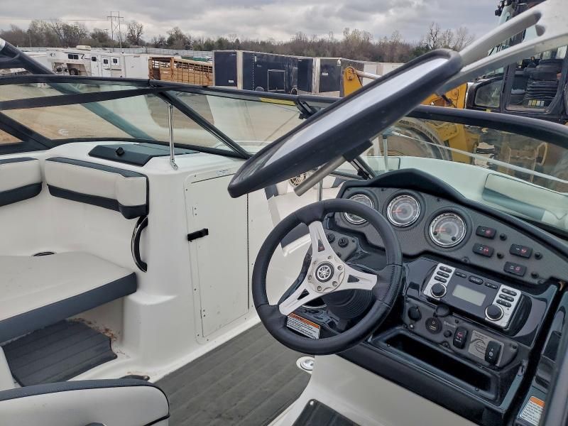 2014 Yamaha 212x-inboard Engine