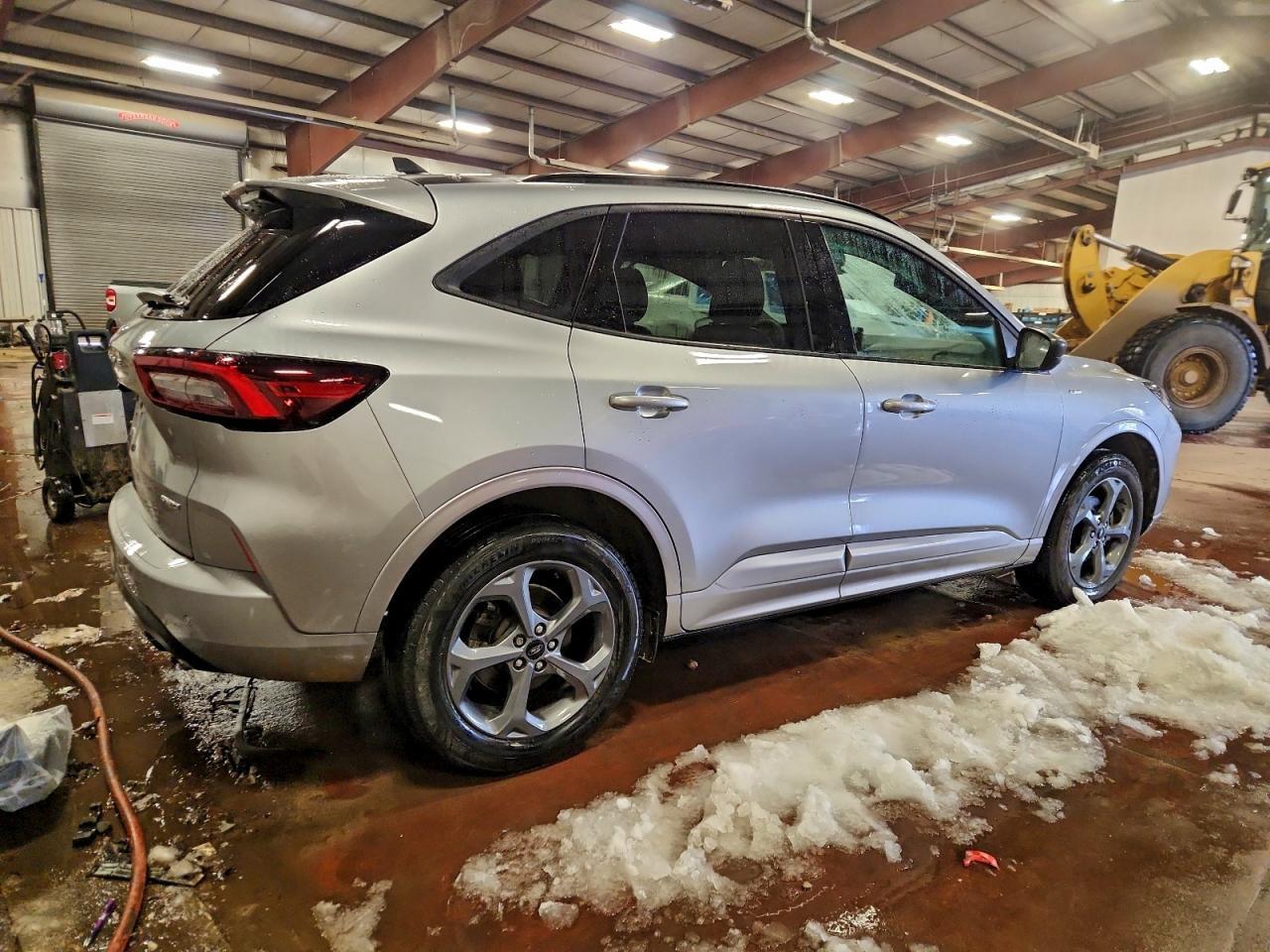 2023 Ford Escape st Line