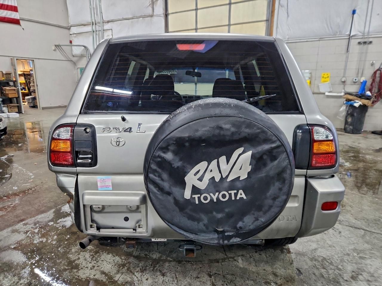 2000 Toyota Rav4