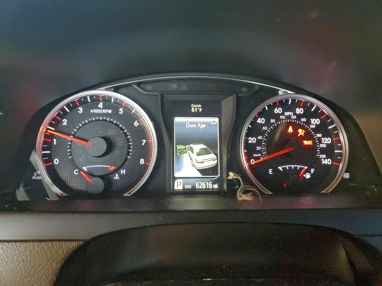 2015 Toyota Camry le