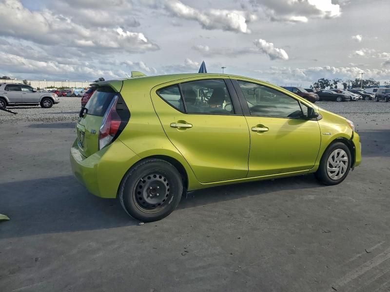 2016 Toyota Prius c