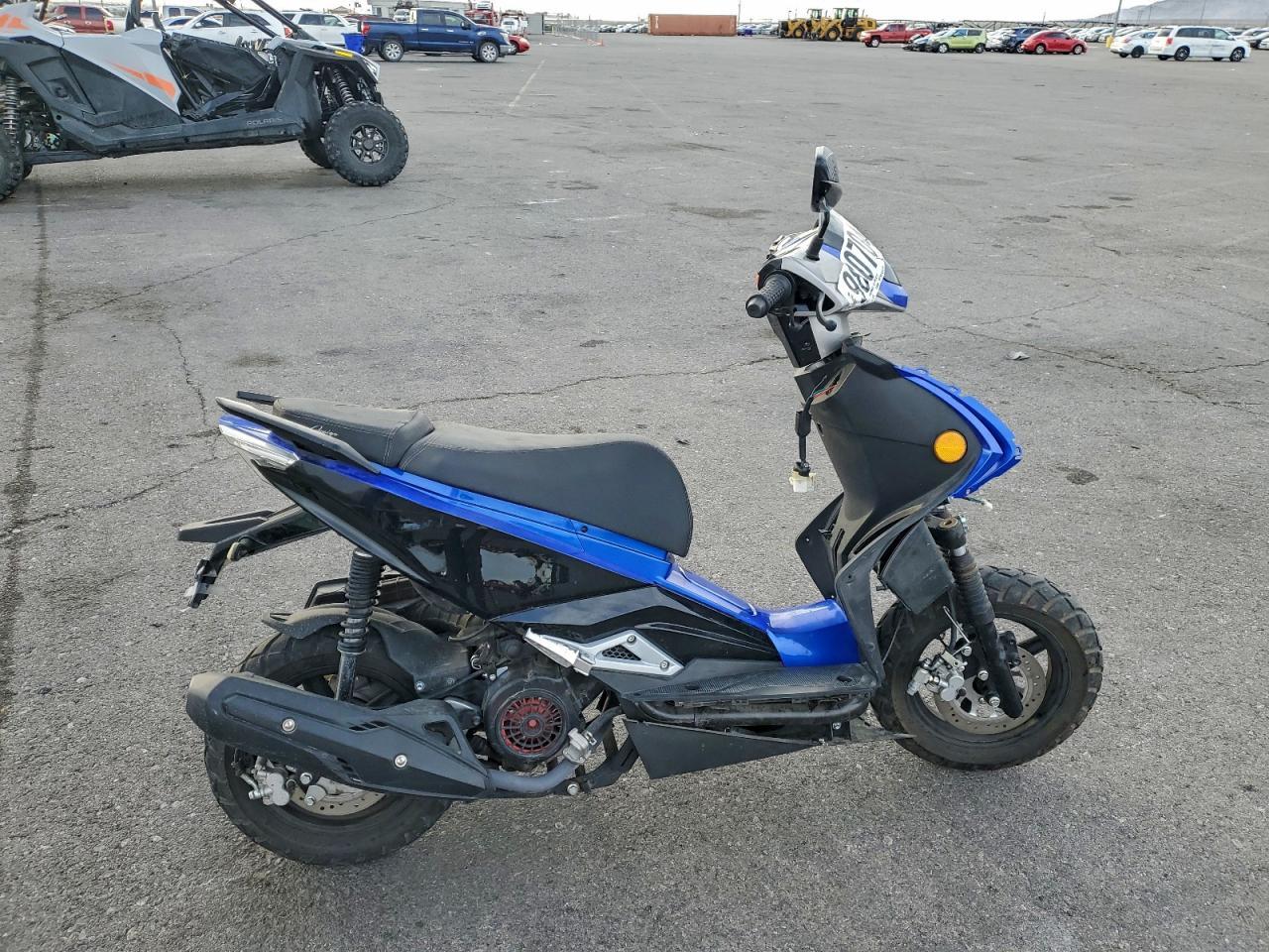 2011 Other Snow Mobiles Scooterlif